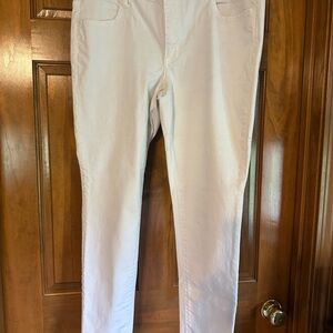 AE white denim jegging